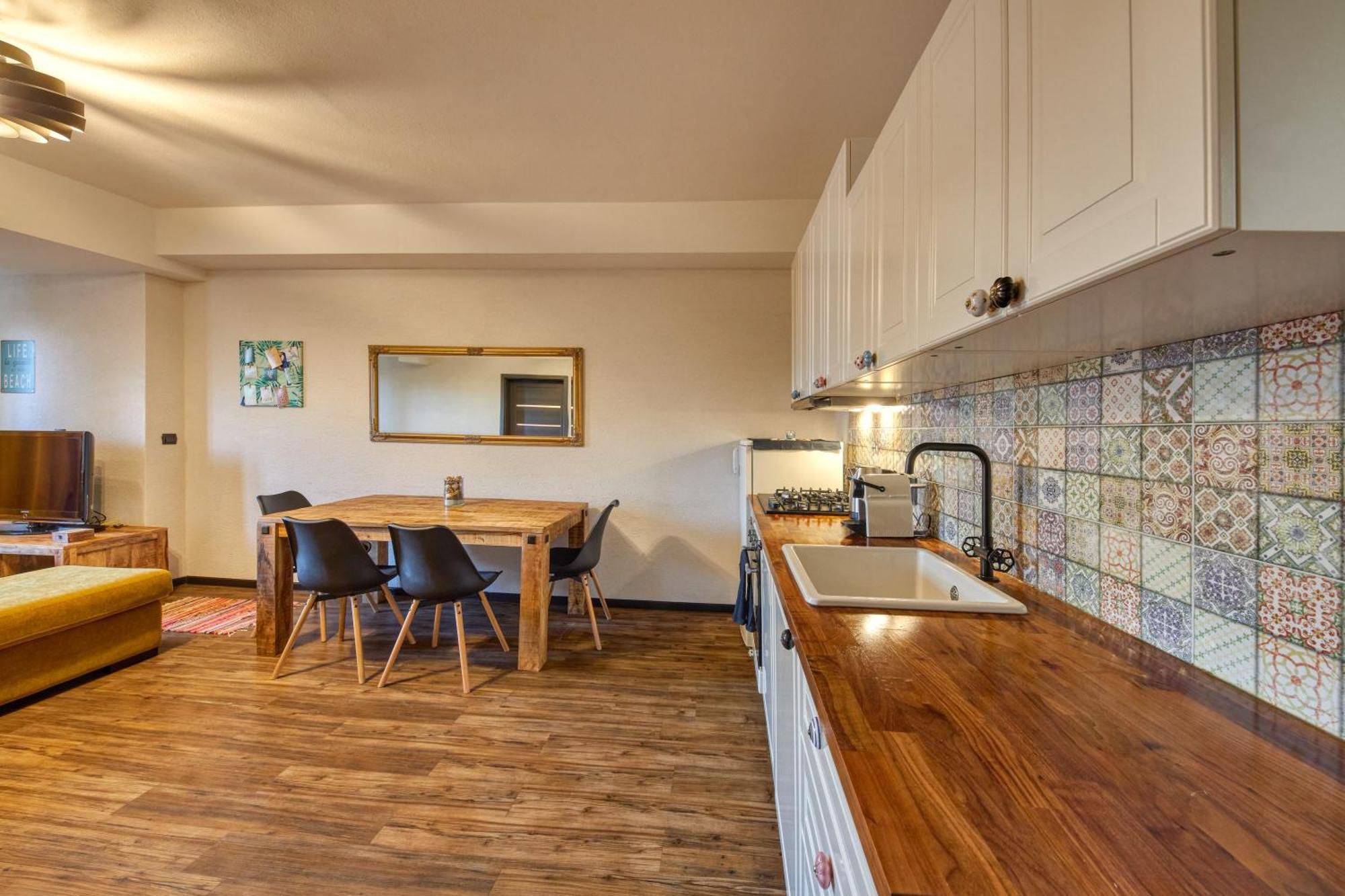 Mahalo Apartment Bratislava Extérieur photo
